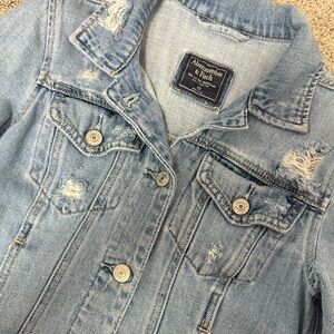 Abercrombie & Fitch Distressed Denim Jacket Sz XS Perfect Condition